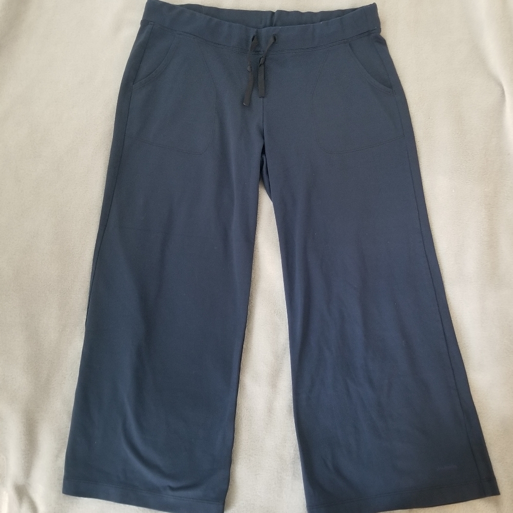 Patagonia Athletic Crop Drawstring Pants Navy